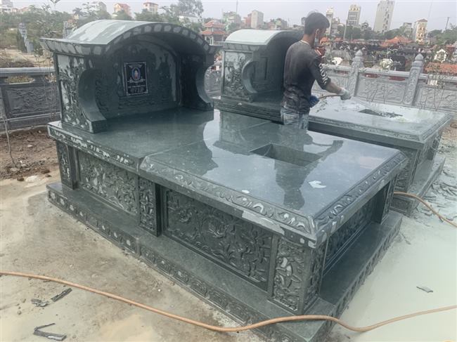 Xây mộ đôi đá xanh rêu để tro cốt bán và lắp đặt toàn quốc