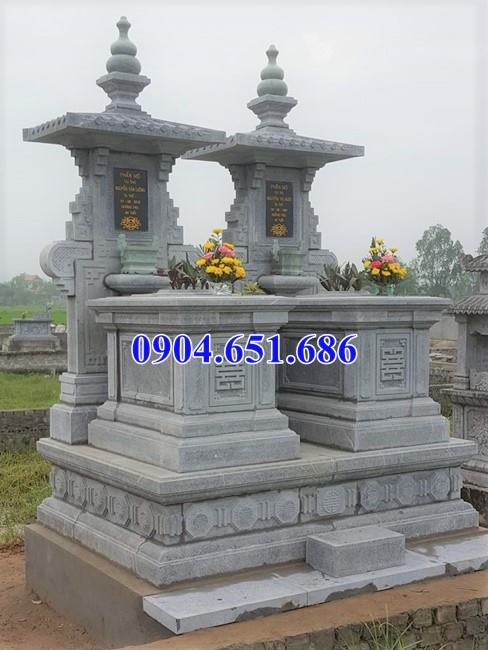 Mẫu mộ đôi gia đình tại Hà Giang thiết kế, xây bằng đá khối tự nhiên đẹp