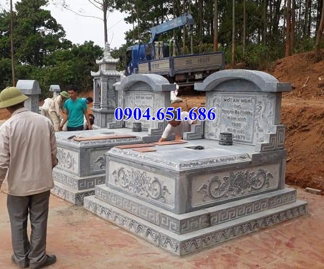 Mẫu mộ đá Ninh Bình bán tại Bình Phước 04 – Mộ đá khối tự nhiên
