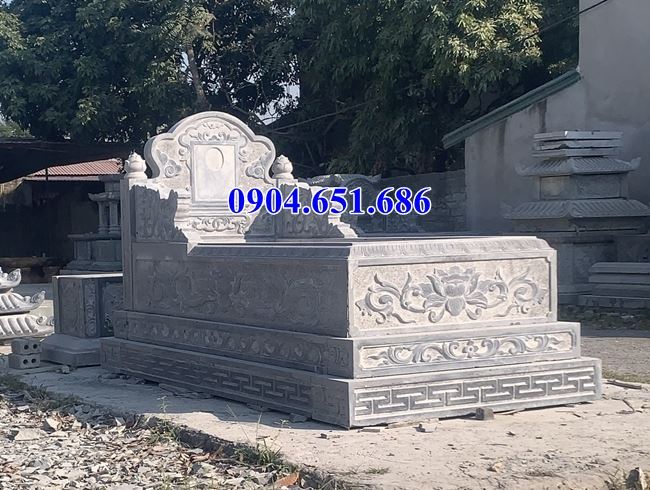 Mẫu mộ đá Ninh Bình đẹp bán tại Bà Rịa Vũng Tàu 04 – Mộ đá khối tự nhiên