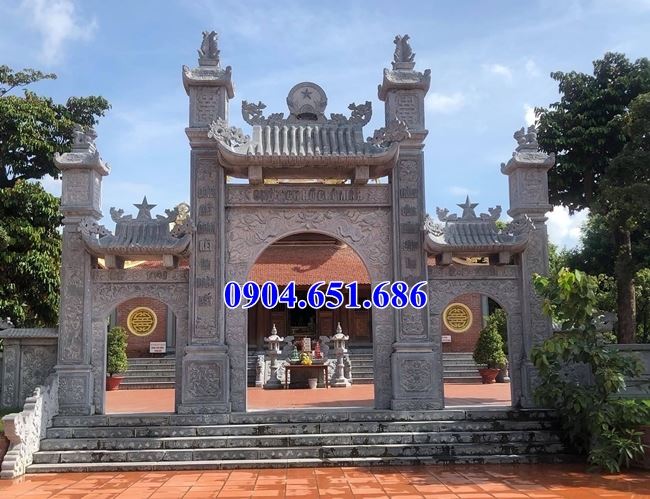 Mẫu cổng chùa đẹp thiết kế xây bằng đá khối tự nhiên tại Sài Gòn