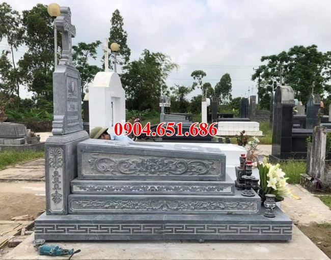Mẫu mộ công giáo đá xanh rêu Thanh Hóa giá rẻ lắp đặt ở Sơn La