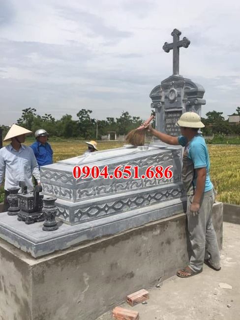 Báo giá bán, lắp đặt mộ công giáo, lăng mộ công giáo bằng đá ở Bắc Ninh