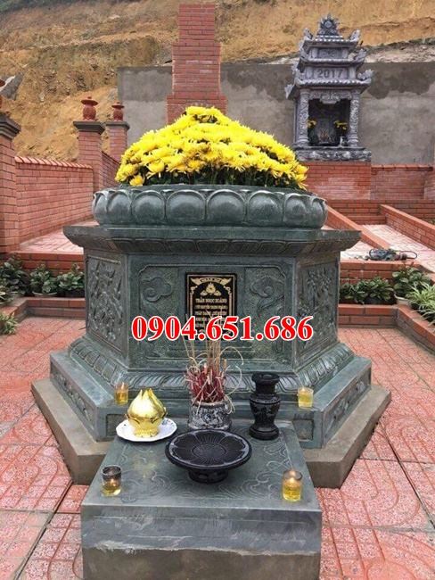 Mộ tổ lục giác đá xanh rêu đẹp xây tại tỉnh Thái Nguyên Mộ tổ lục giác đá xanh rêu đẹp xây tại tỉnh Thái Nguyên