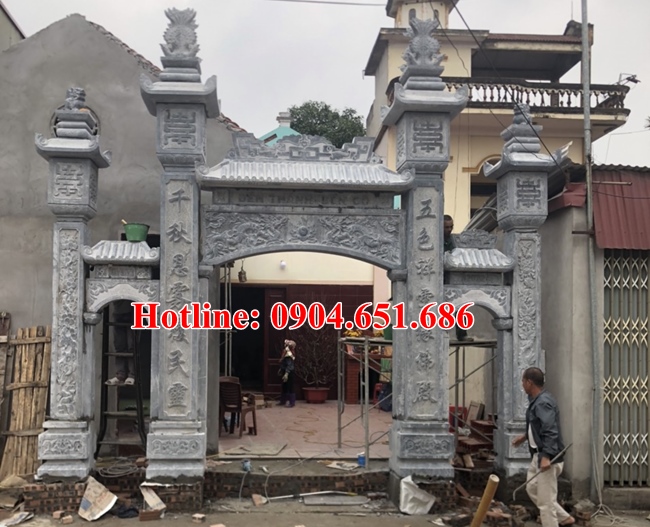 Hình ảnh xây dựng cổng đền bằng đá tại An Bình, Tân Tiến, Bắc Giang